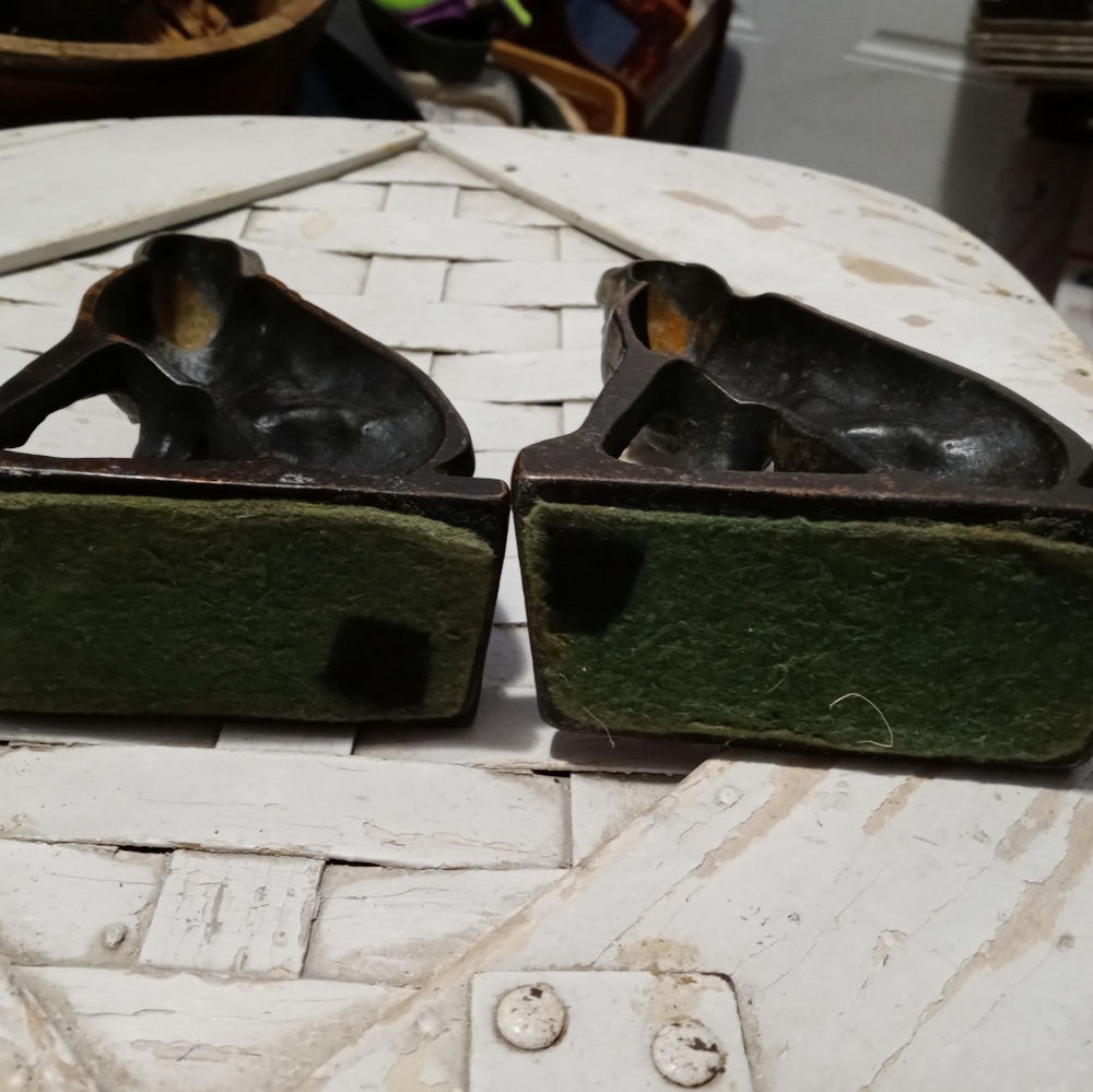 ๐ฆ
๐ANTIQUE PAIR OF GERMAN DOGS๐ ๐ ๐ทRARE๐ถFIRE๐ฅSALES!! ๐ฆฎ ๐โ๐ฆบ ๐ฉ ๐ - Picture 16 of 16